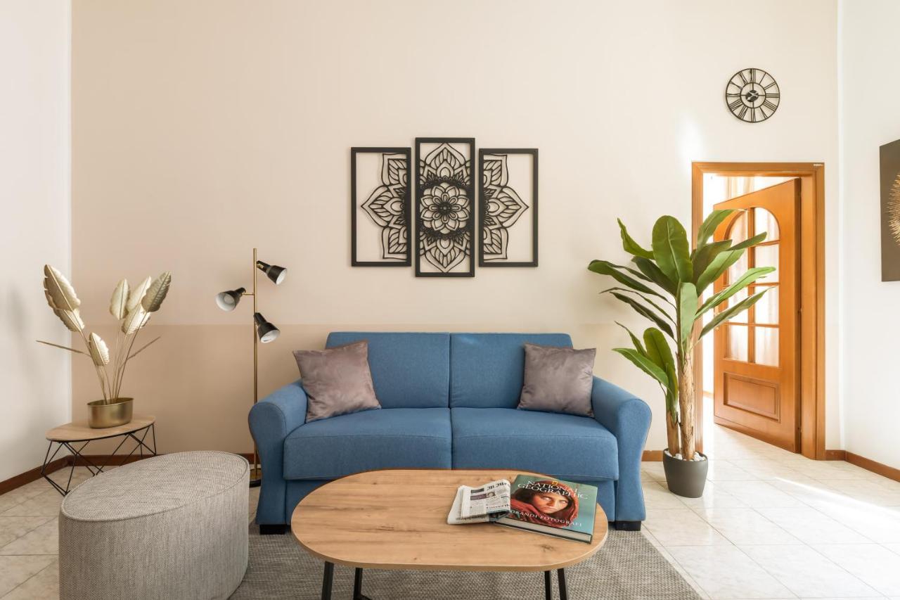 Imperial Nazionale Apartment Rome Bagian luar foto