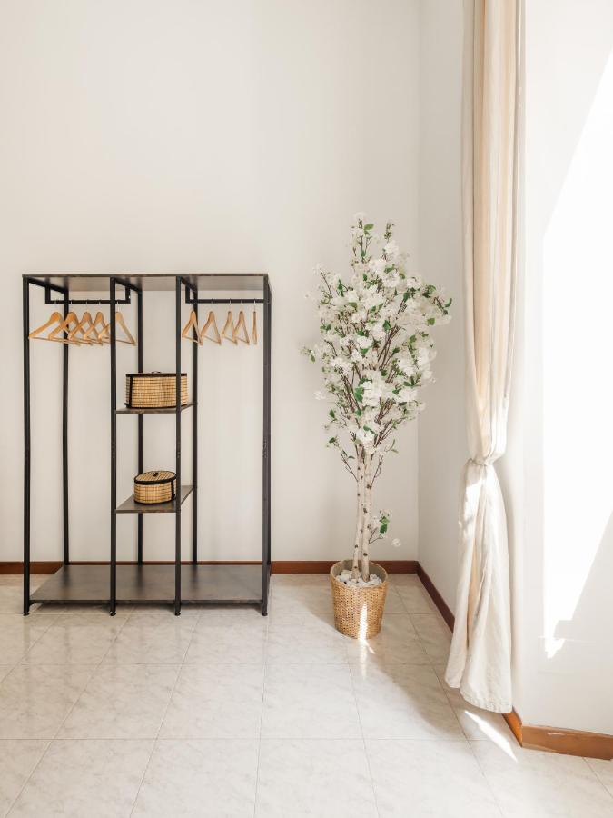 Imperial Nazionale Apartment Rome Bagian luar foto