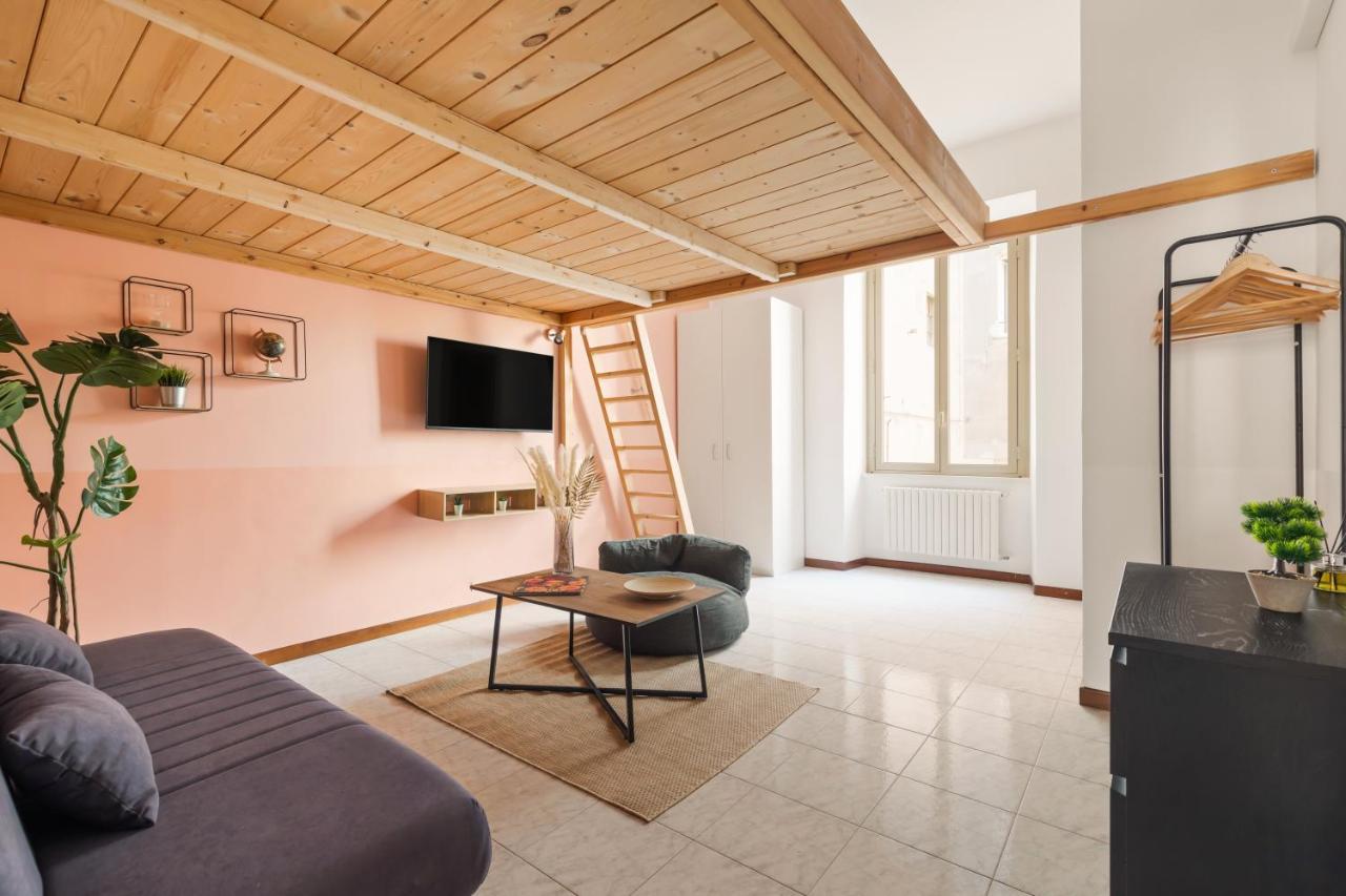 Imperial Nazionale Apartment Rome Bagian luar foto